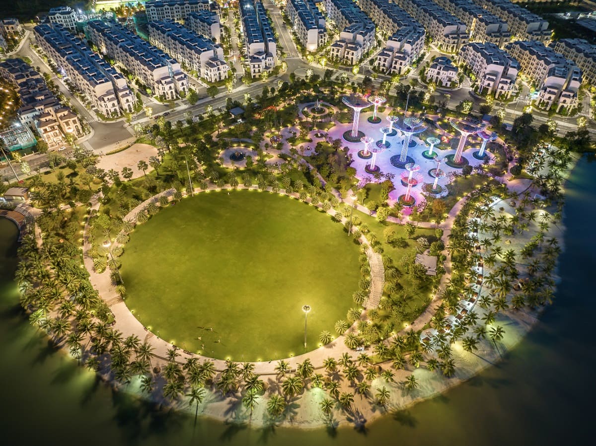 Công viên Ánh sáng rộng 36 ha tại Vinhomes Grand Park.