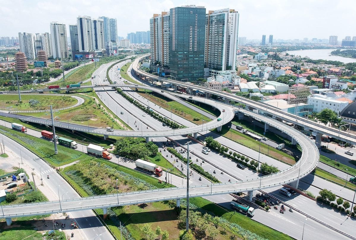 Một góc giao thông quận 9 giúp kết nối thuận tiện đến đại đô thị Vinhomes Grand Park.